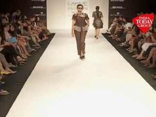 Glamorous Models on ramp