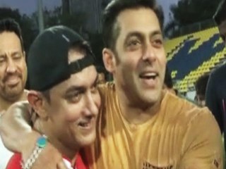 Salman Aamir Hrithik And Others At Celebrity Football Match