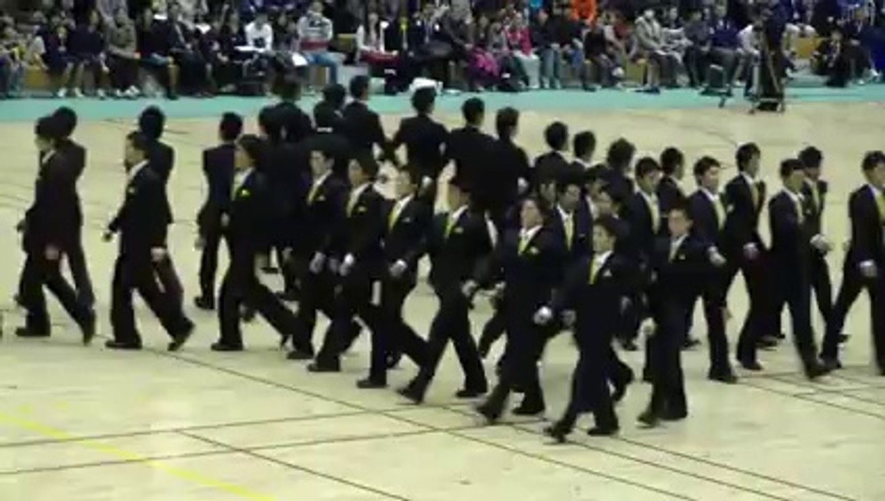 Amazing Japanese Precision (posted by Sanitaryum  Clean Humor)