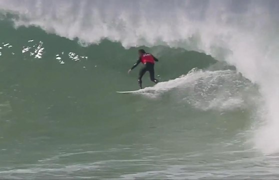 Tom Curren Puts Stamp on J-Bay With a Perfect 10 - Surf