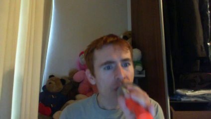 Wiwi égratigne "on se sent seul" de Navii