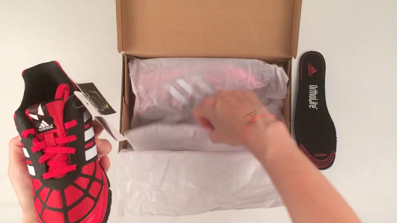 adidas Disney Spiderman Çocuk ayakkabısı