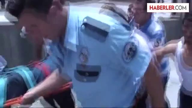 Beline bağladığı ip kopunca asansör boşluğuna düştü -