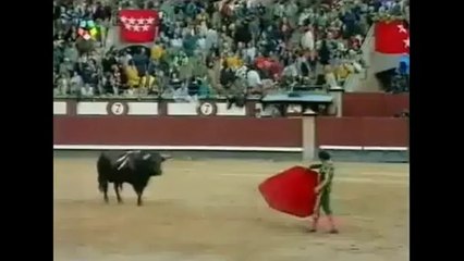 Joselito en la goyesca del 96 2 toro dos orejas