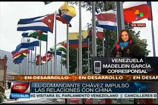 Xi Jinping rinde homenaje a Hugo Chávez en el Cuartel de la Montaña