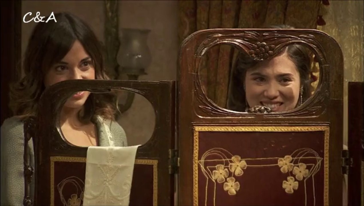 Momentos C&A: En el Jaral, las mujeres visten a María de novia