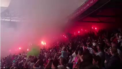 Eerste training Feyenoord heeft sfeer van kampioenswedstrijd