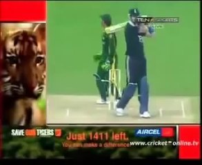 SHAHID AFRIDI vs KEVIN PIETERSON FUNNY INCIDENT