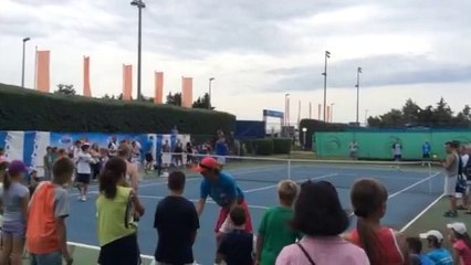 ATP Umago - Seppi gioca con i bambini - Livetennis.it