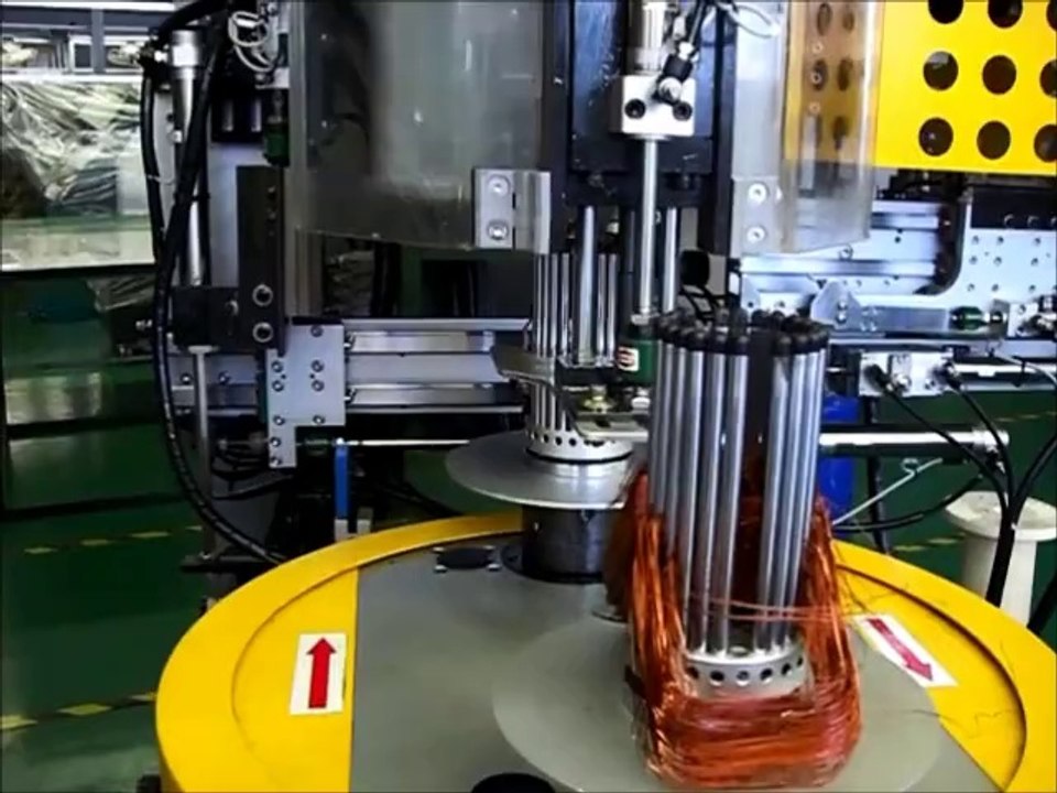 Automatic winding for stator coil