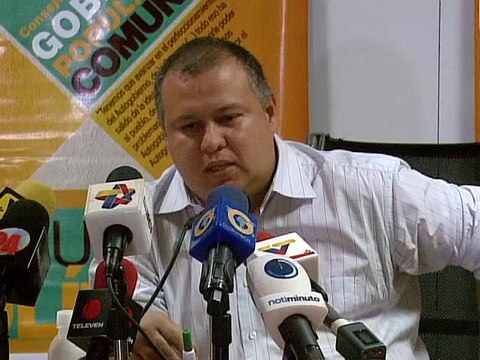 Ejecutivo normará procedimiento para que comunas adquieran divisas