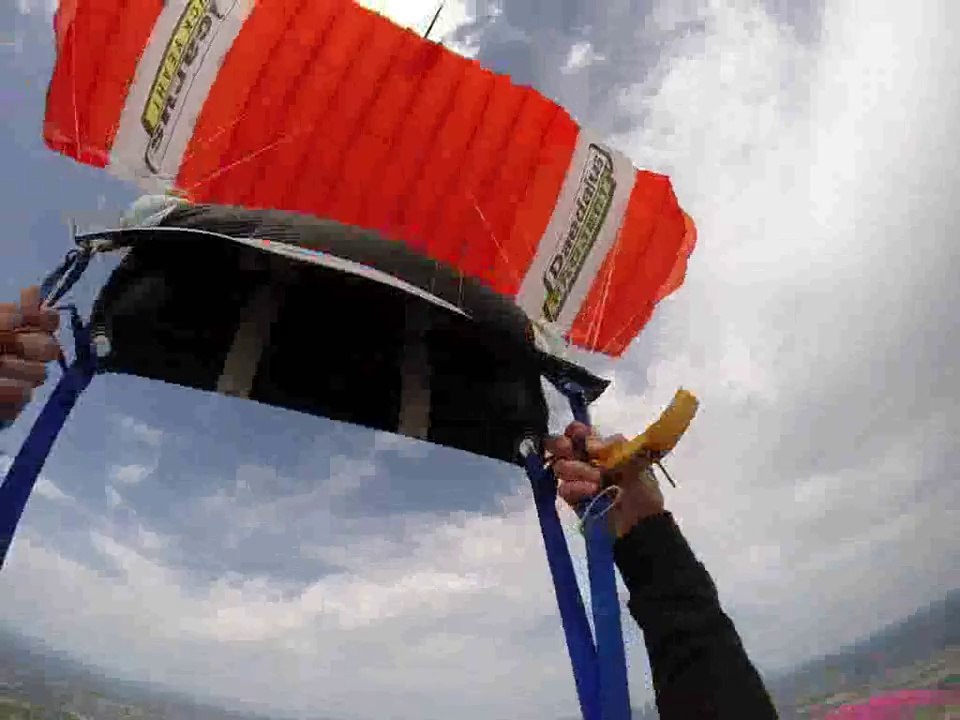 18-PARACHUTISME – RASSEMBLEMENT NATIONAL FEMININ Freefly 19 juillet 2014(1)
