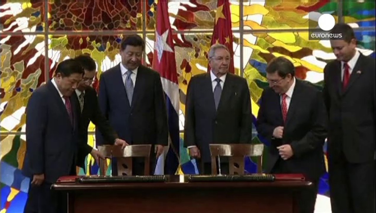 Çin Devlet Başkanı Jinping Küba'da