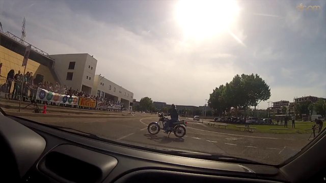 A moto, le plus grand danger, c'est de penser qu'il n'y en a pas