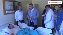 Vali Kıraç yaralıları ziyaret etti -