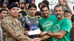 Dunya News - National Cricket Team arrives at Fortress Stadium Relief Camp, Lahore