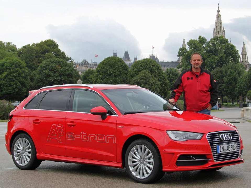 Video review: a3 e-tron: first audi for the socket