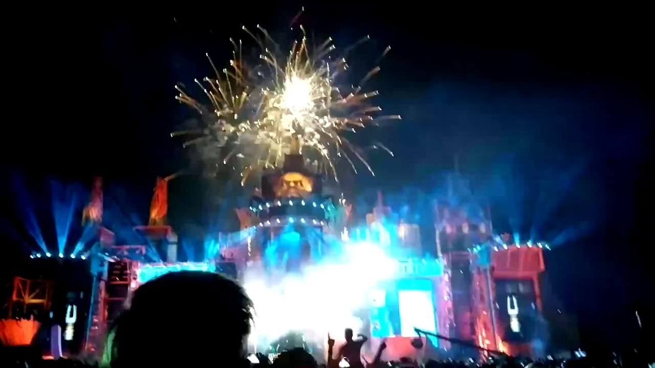 DOMINATOR 2014 ENDSHOW & FIREWORKS