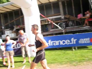 Arrivée du vainqueur de taupont 2014