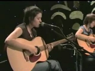 Tegan and Sara - Speak Slow (Live VH1)