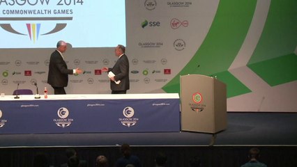 Salmond puts Scotland referendum debate on hold