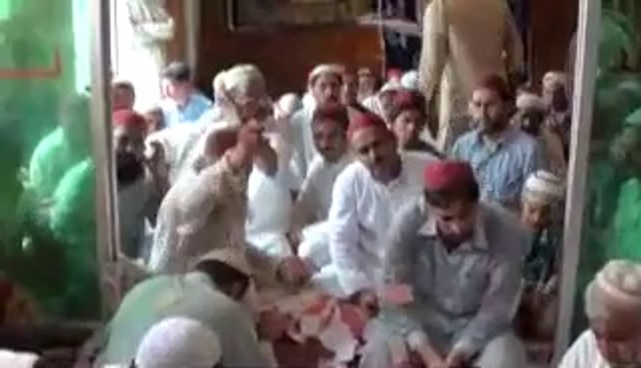 MERI ZINDAGI KA TUJH SE