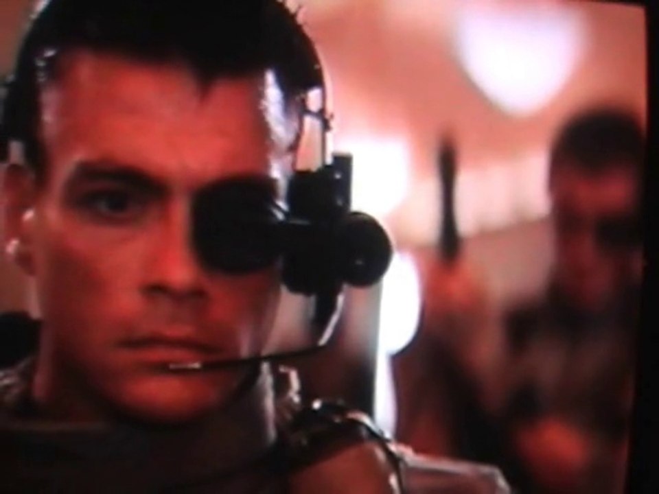 Van Dammage - Universal Soldier