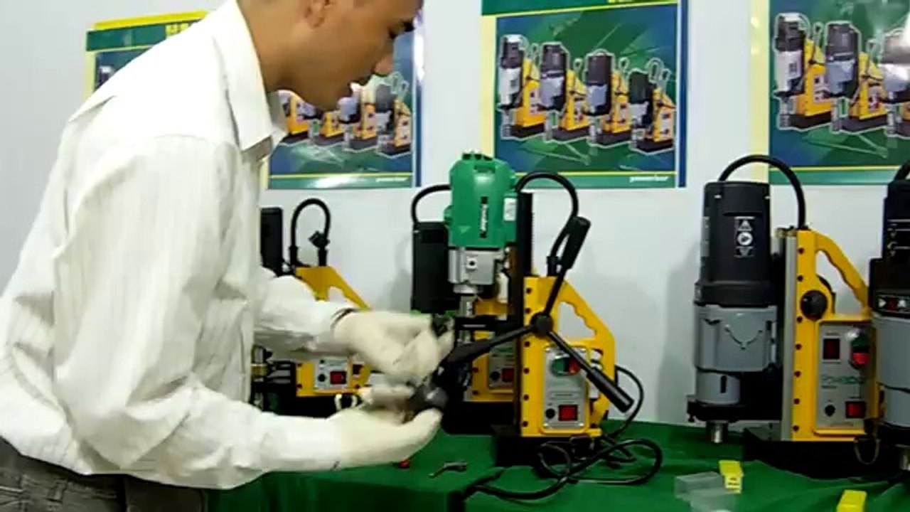 Máy khoan khoét lỗ đế từ Powerbor PB32 Anh Quốc giá rẻ