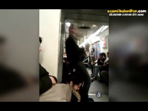 Headbang'i Yanlış Anlayan Eleman