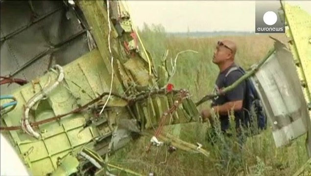 MH17, giorno di lutto ma i conti non tornano sul recupero delle vittime