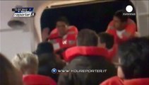 Italie: le départ du Costa Concordia