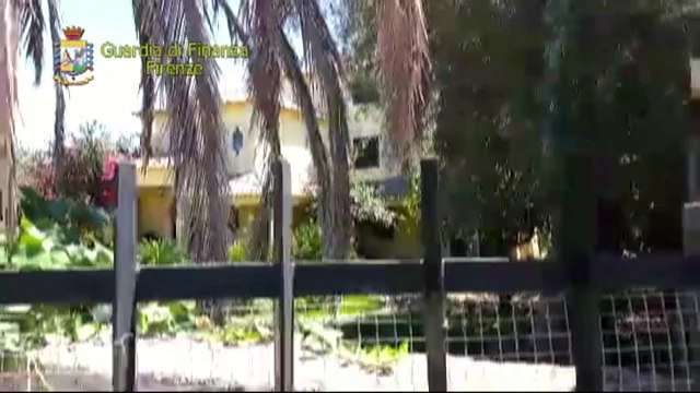 Firenze - Truffa ai danni dello Stato (22.07.14)