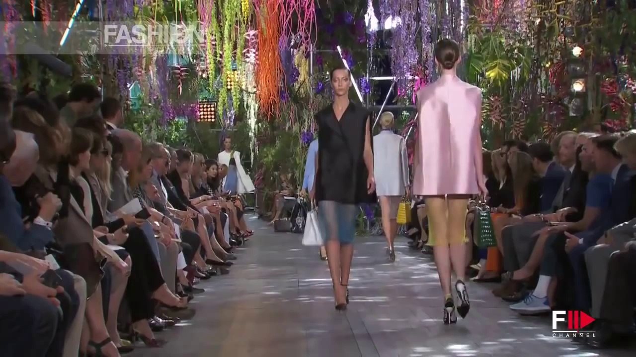 "CHRISTIAN DIOR" Fashion Show Spring Summer 2014 Paris by Fashion Channel