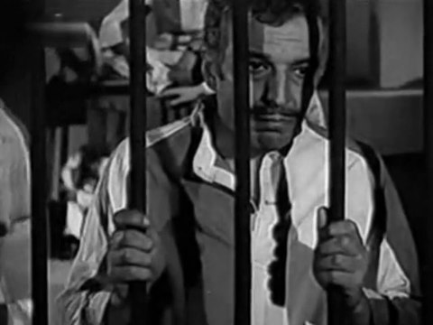 Yiğidin Alnına Yazılan Gelir - Zeki Müren (Sadri Alışık & Sevda Ferdağ)