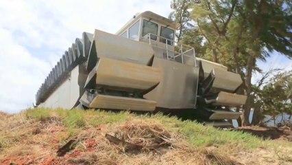 US Army - Ultra Heavy-Lift Amphibious Connector (UHAC) Testing At RIMPAC 2014 [720p]