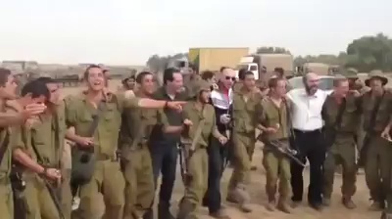 FDI CANTANDO CON GRAN GOZO UNA HALLEL A AVINU KADOSH YHWH