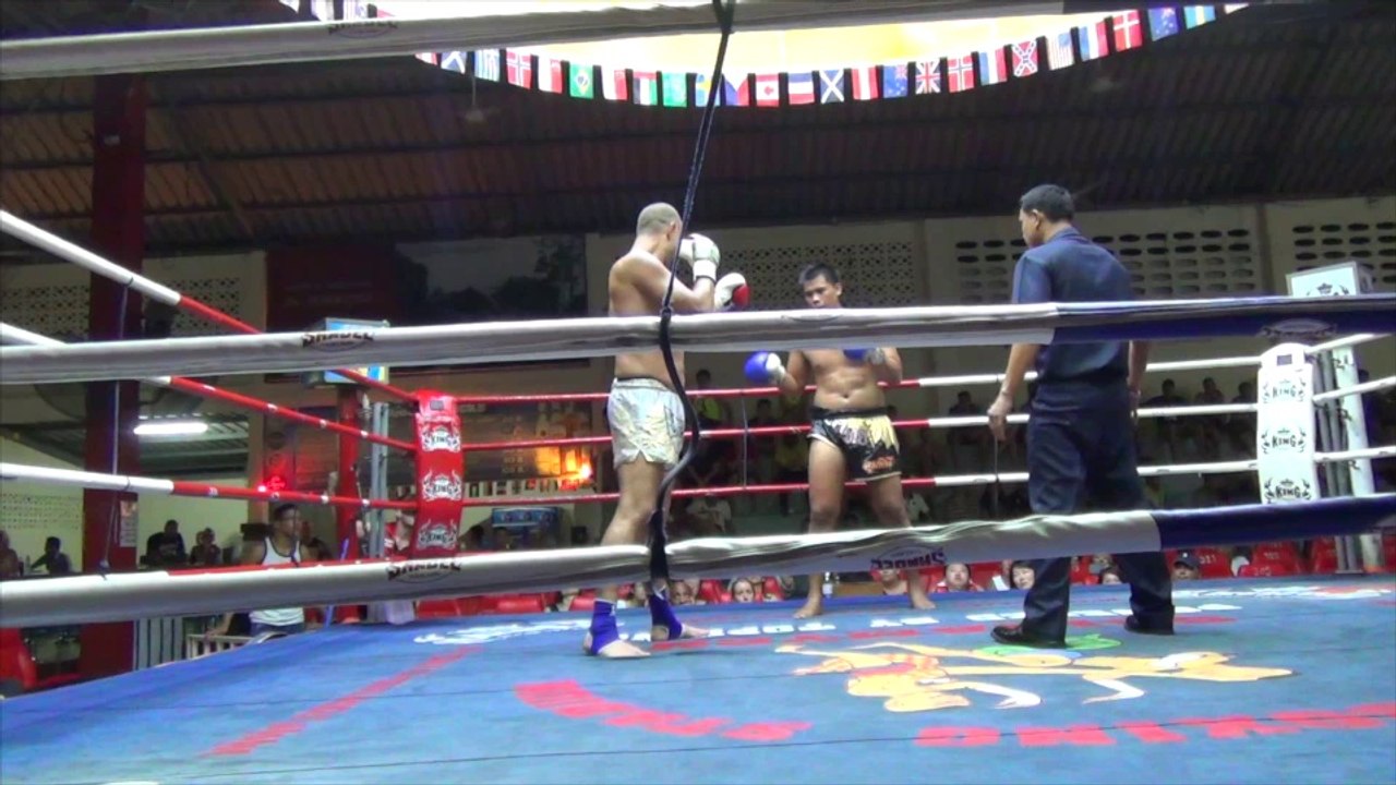 Sur la route des Arts Martiaux # Fight feature # Le combat de Rudy - Pa Tong - Juillet 2014