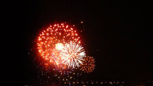 Feux d'artifice 13 Juillet 2014 Bassin Parisien