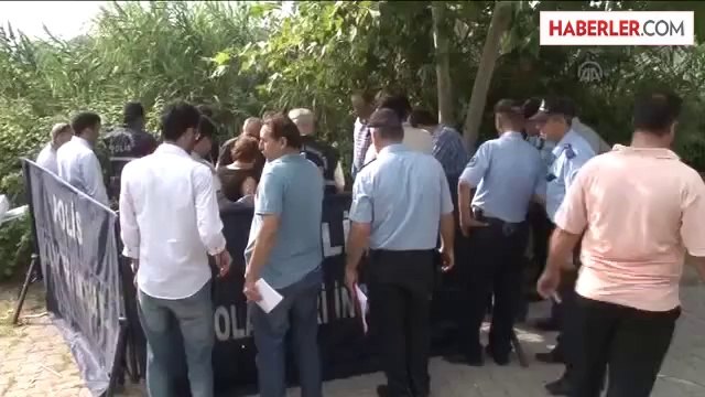 Yol kenarında boğazı kesilmiş kadın cesedi -