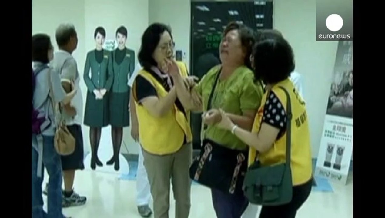 Crash d'un avion taïwanais : identification des corps et travail d'enquête