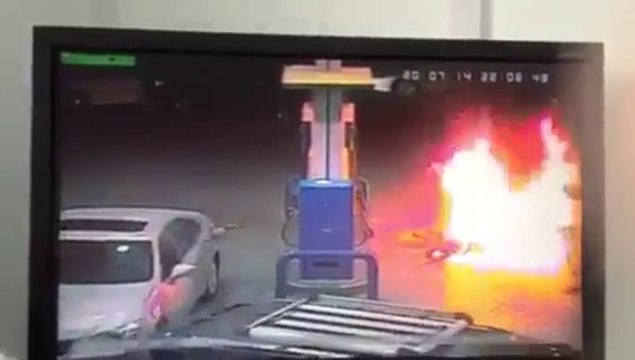 So crazy gas station fire caused by motorcycle driver!