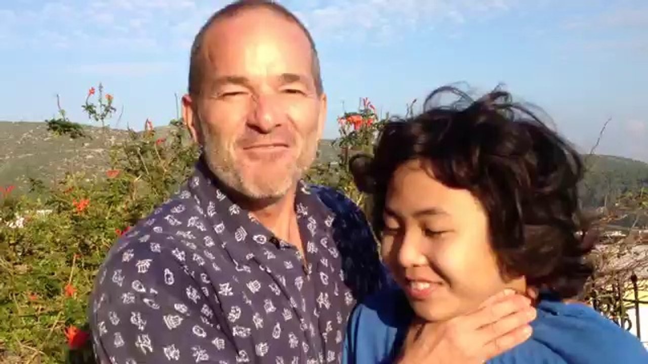 Self Defense Moves Everyone Should Know - Disrupting the Attacker