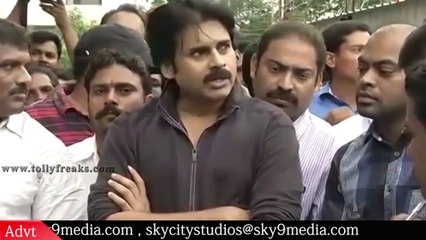 Pawan Kalyan Emotinal About School Bus Train Accident @ Yashoda Hospital
