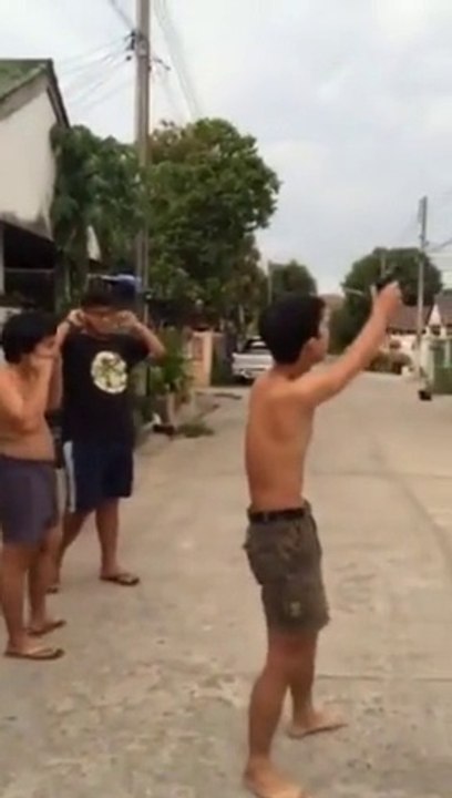 Itna Sa Bacha Itna Bara Shooter