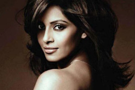 Bipasha Basu's tantrums continue!