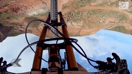 Le salto arrière en vélo qui aurait pu mal terminer