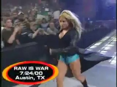 WWF Raw 24.07.2000 - Trish Stratus vs.Lita - Strap Match