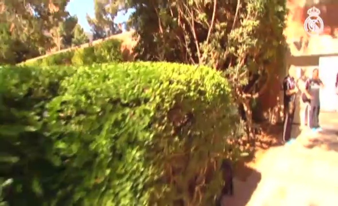 Bale del hotel al entrenamiento  x AzT
