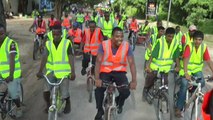 Tanzanians turn to cycling in Dar Es Salaam to beat gridlock
