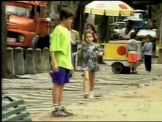 Felicidade - Bia fica sabendo quem é seu pai